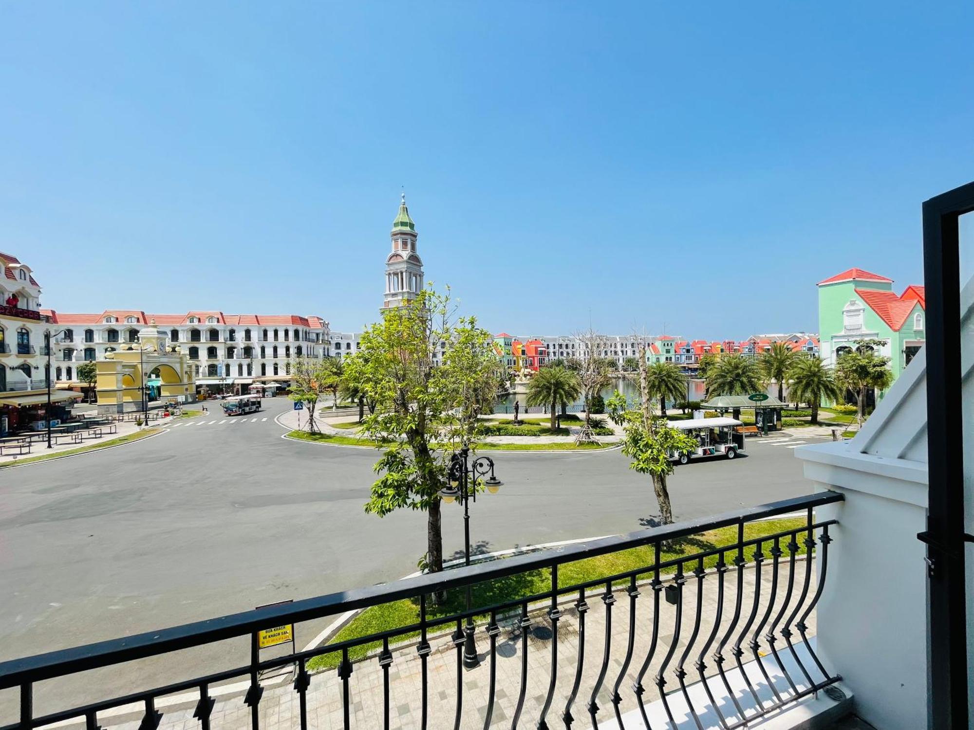 Thai Long Hotel Grand World Phu Quoc Exterior photo